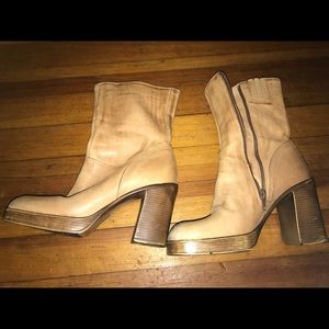 Steven Madden leather boots size 7 women’s.
